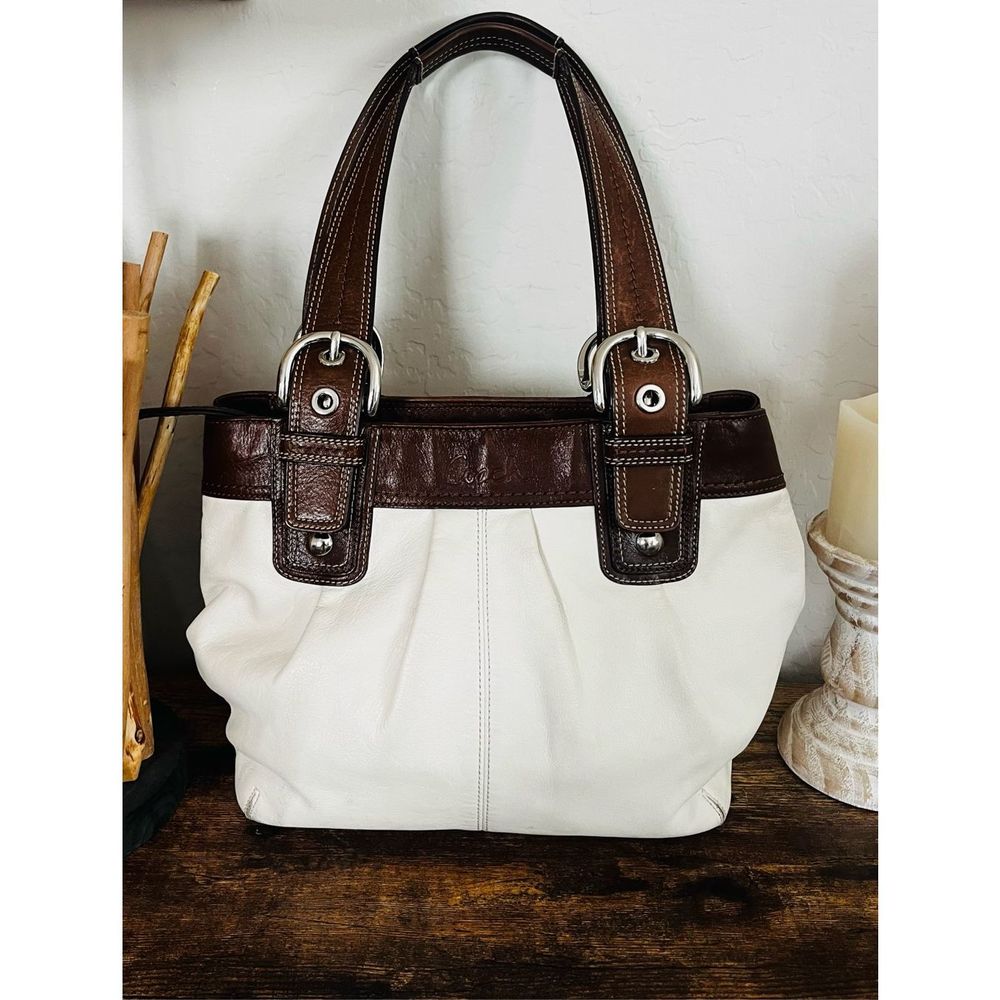Coach white and brown pleated leather soho satchel bag purple interior zip closu